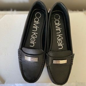 Calvin Klein Women’s Leather Flat Loafer